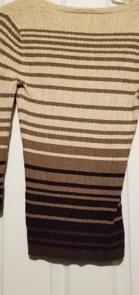 Sweater - Picture 3 of 4